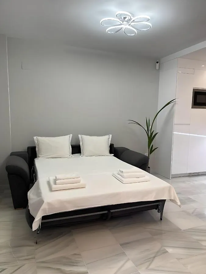 Luxury Apartment Benalmadena First Line 0*,